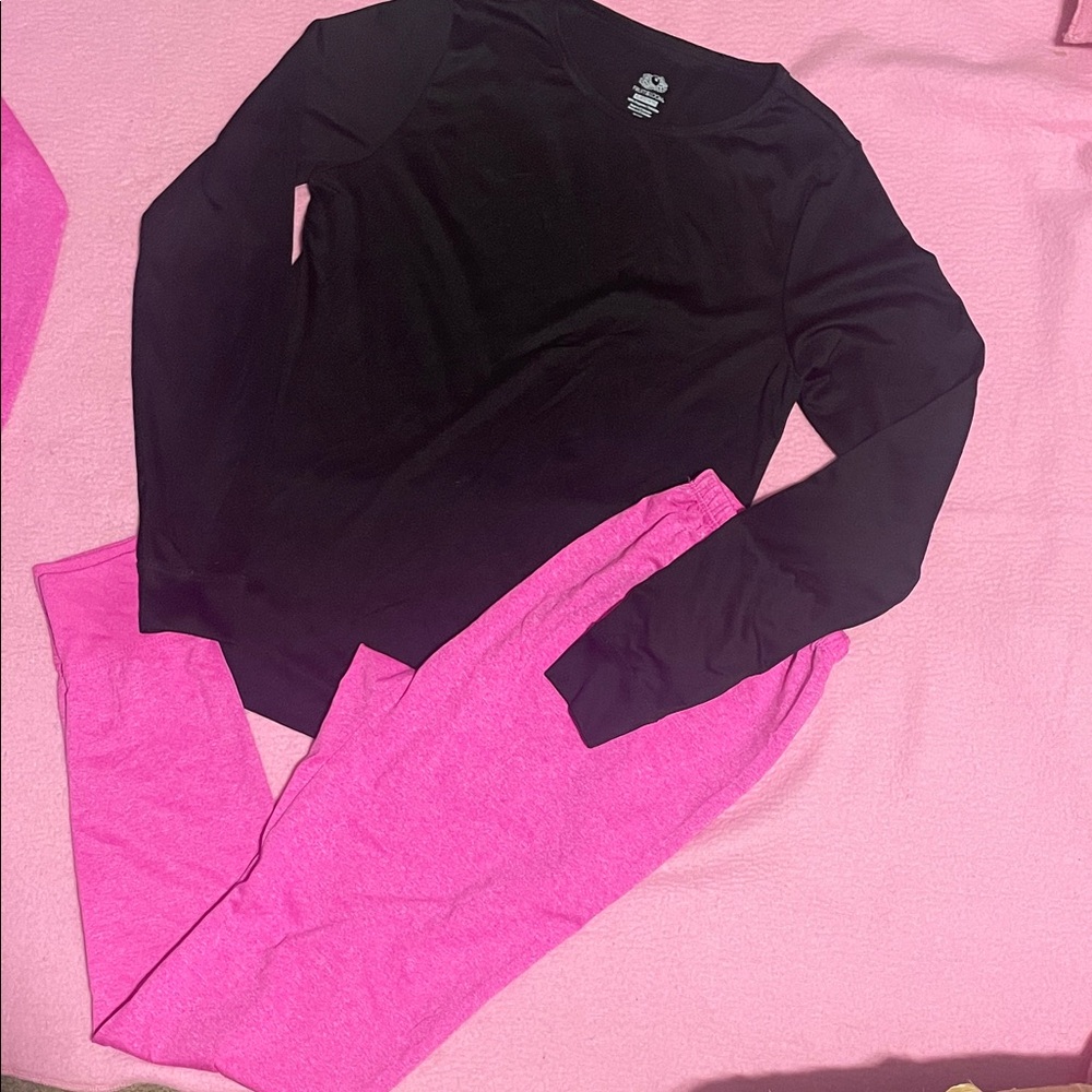 2 sets of Fruit of the Loom Long Sleeve Top and Pants Sets